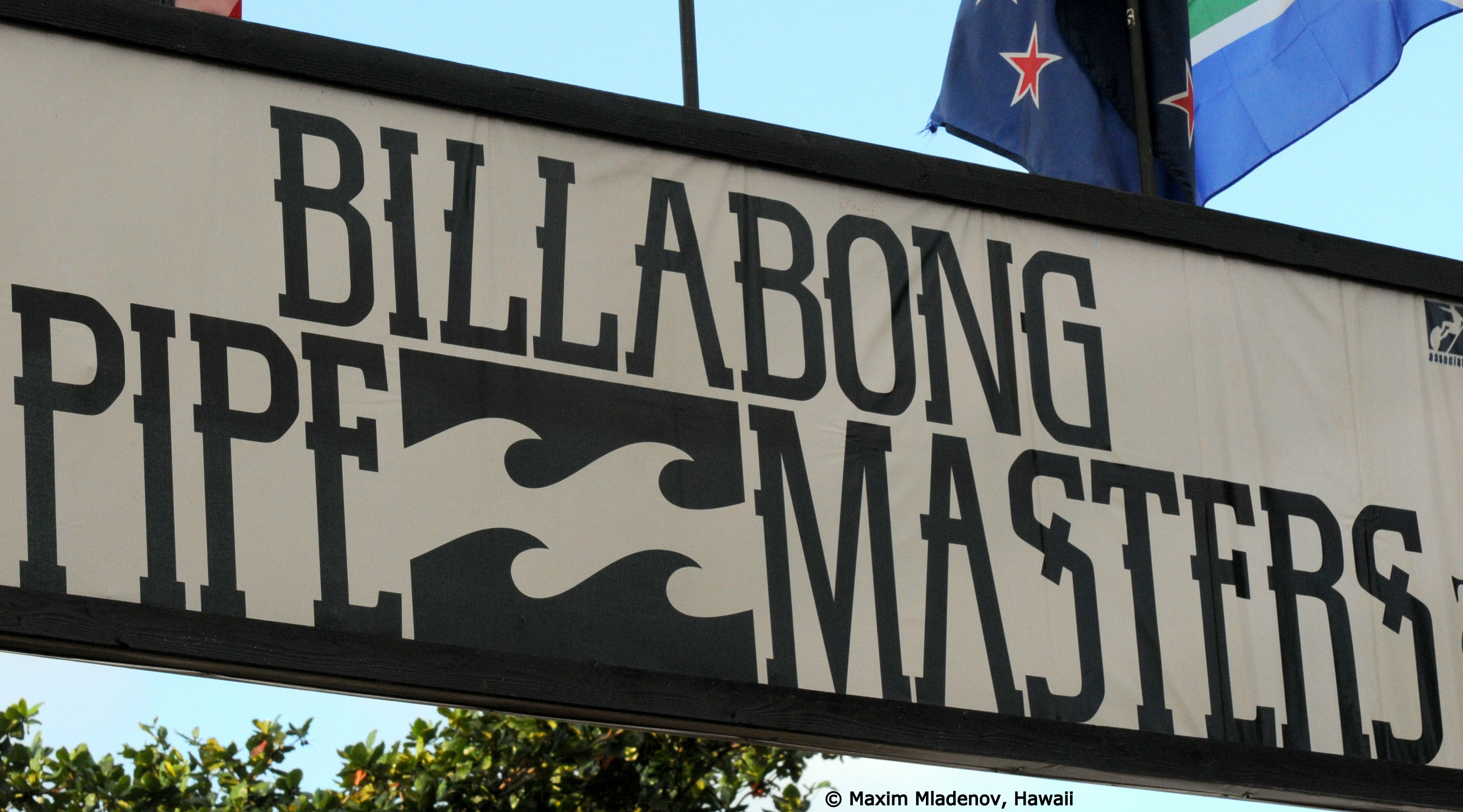 Banderole - Billabong PIPE Masters © Maxim Mladenov, Hawaii