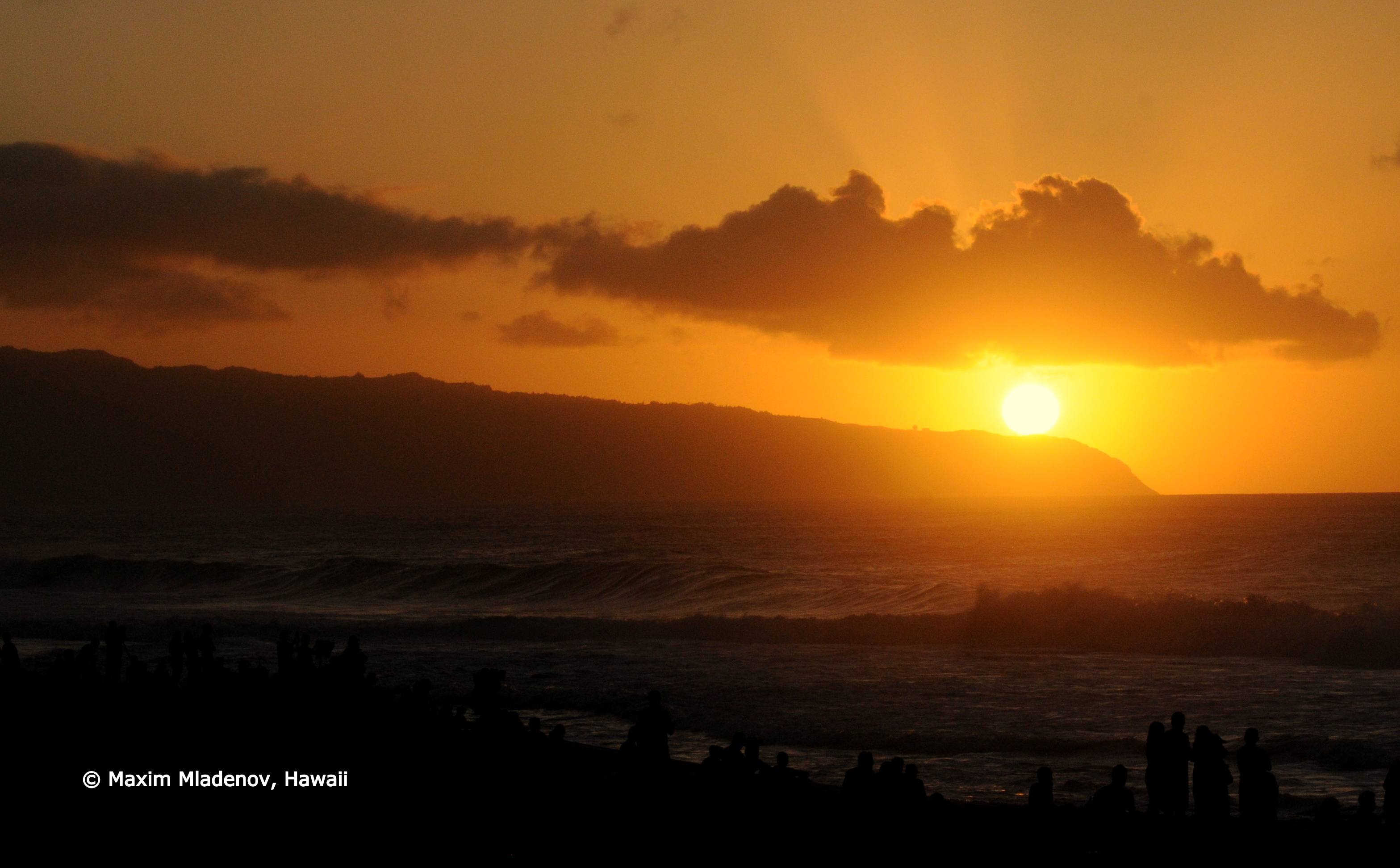 North Shore Sunset 08-12-2011 Billabong PIPE Masters © Maxim Mladenov, Hawaii